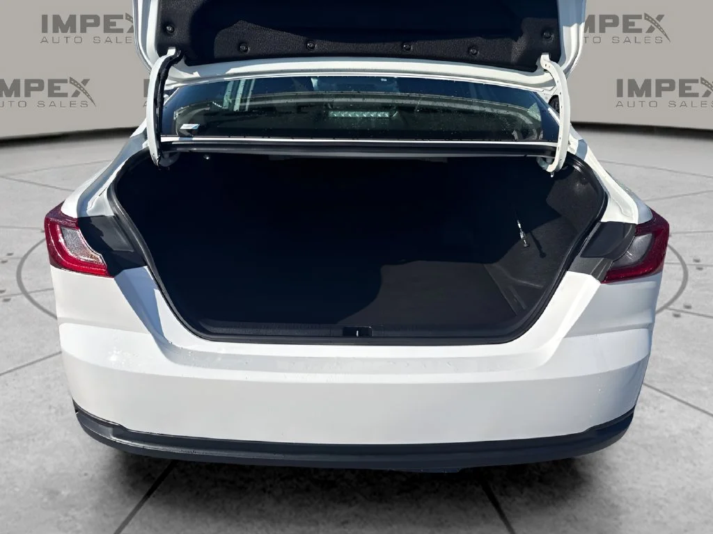Used 2025 White Toyota LE image 26