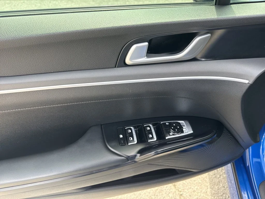 Used 2022 Blue Kia GT-Line image 26