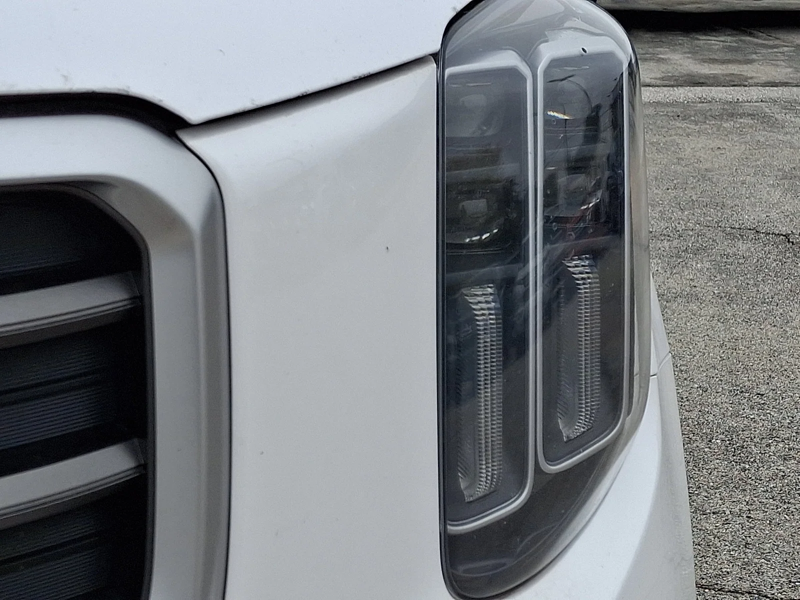 Certified Used 2024 White Kia S image 9