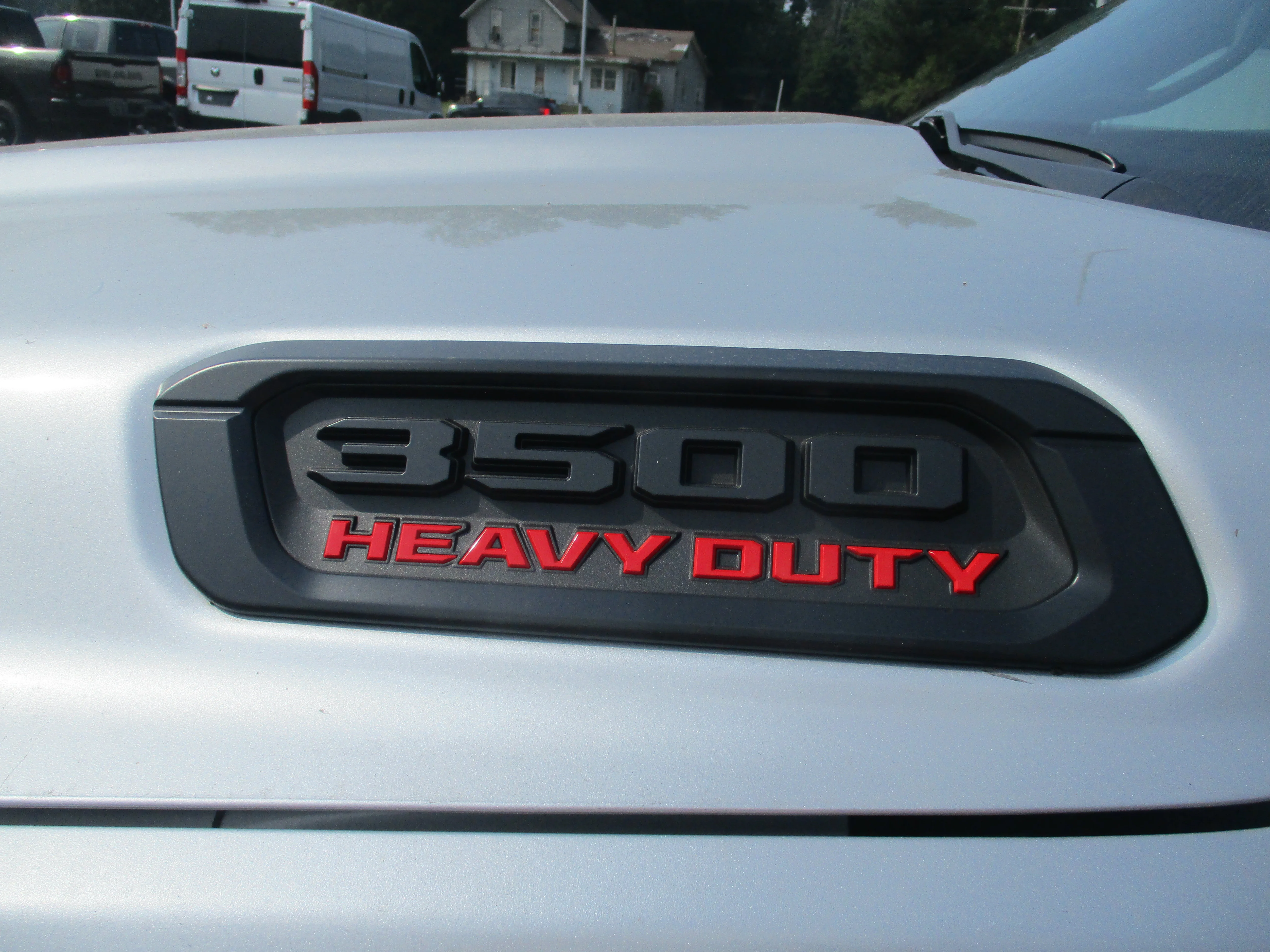 New 2026 Silver-Zynith Exterior Paint RAM Tradesman image 34