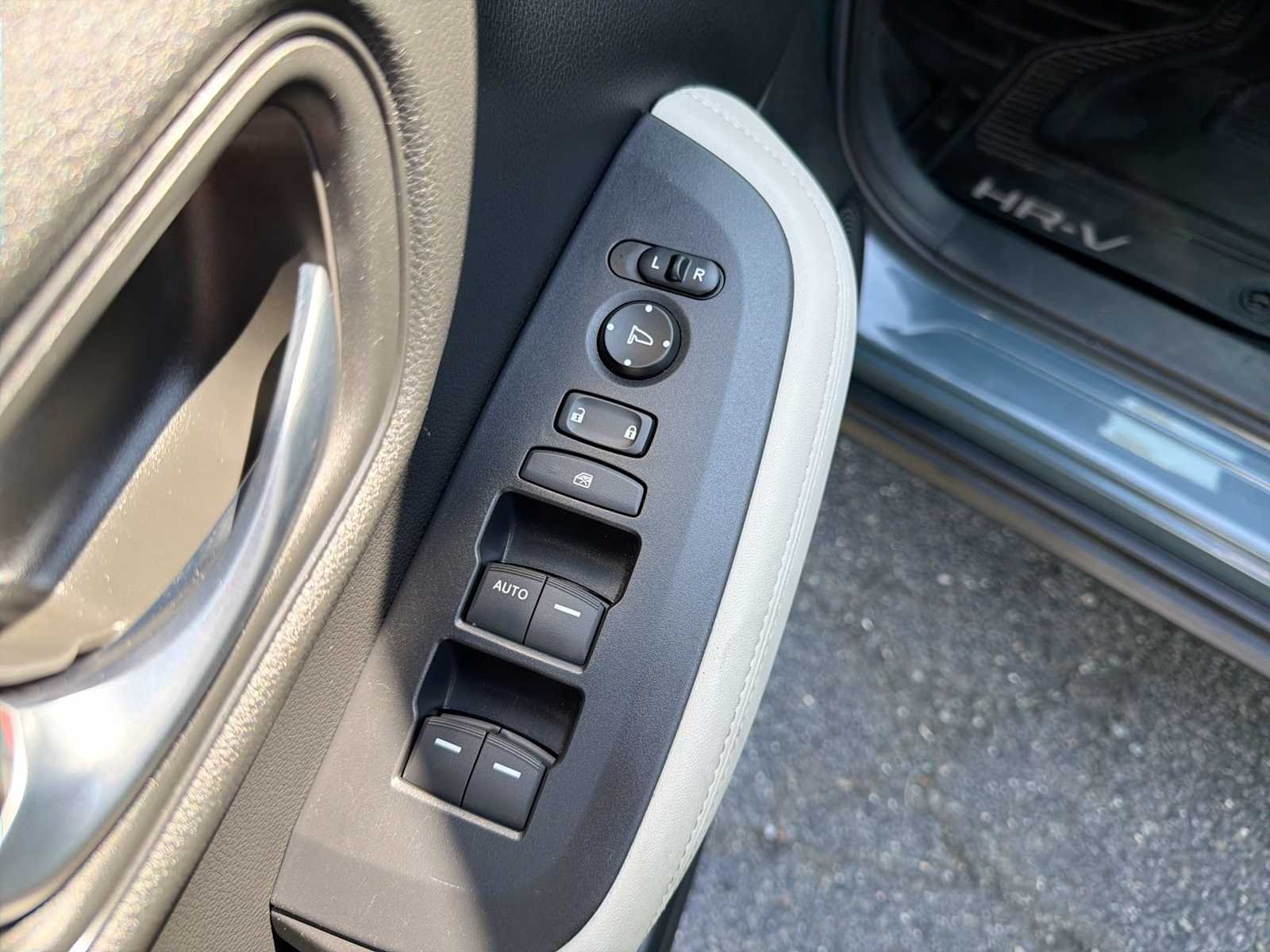 2023 Honda HR-V LX - Photo 22