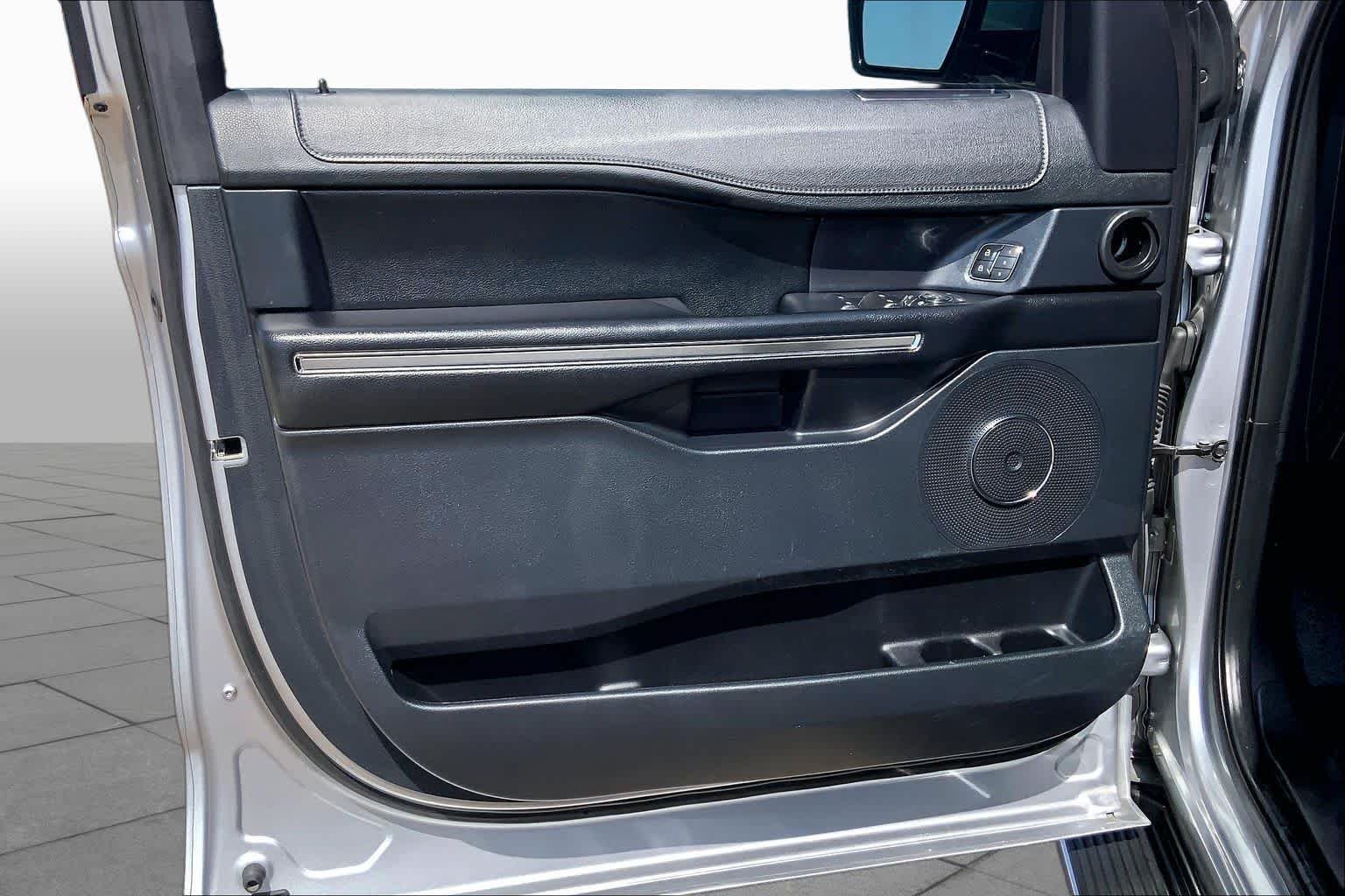 Used 2020 Iconic Silver Metallic Ford XLT image 22
