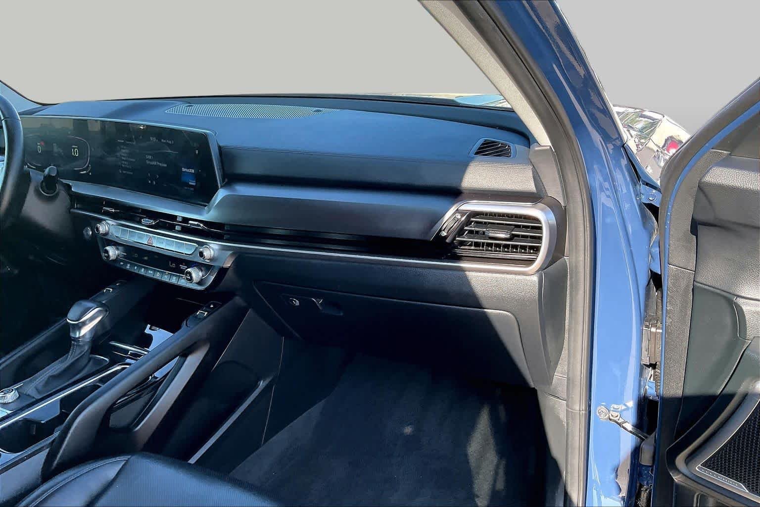 Used 2025 Midnight Lake Blue Kia S image 18