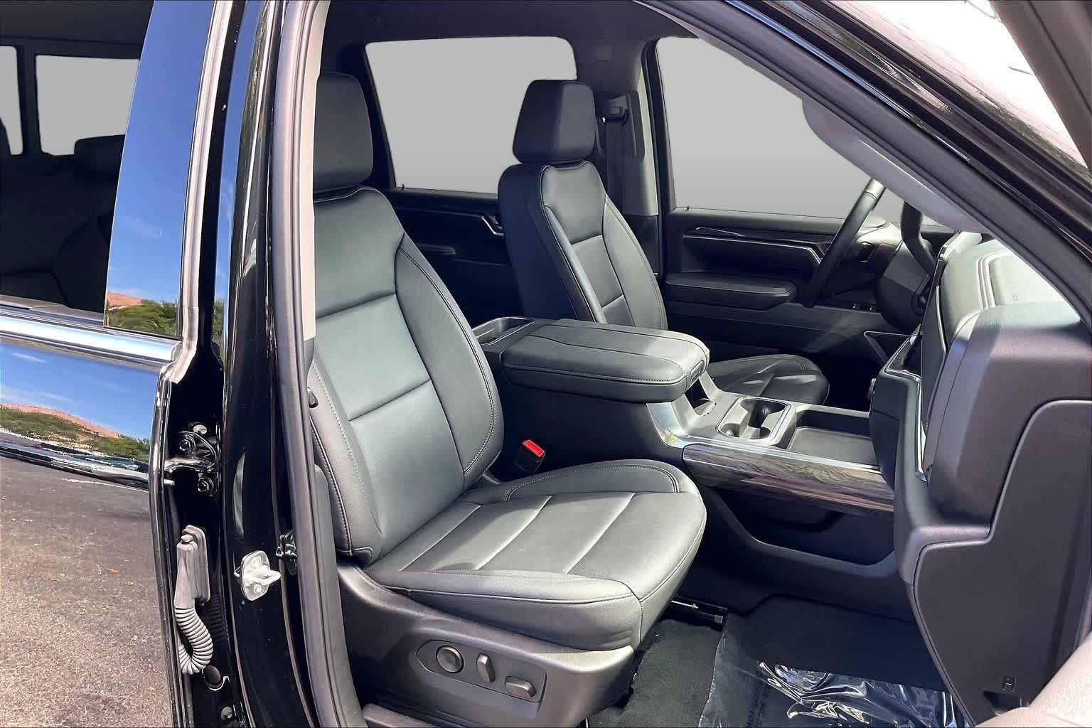 2025 Chevrolet Silverado 2500HD LTZ - Photo 8