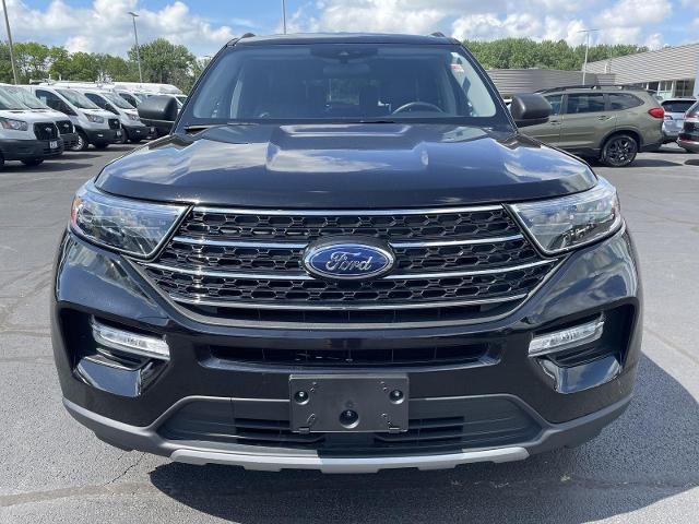 Certified Used 2023 Agate Black Metallic Ford XLT image 40