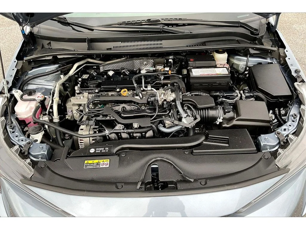 Used 2024  Toyota LE image 8