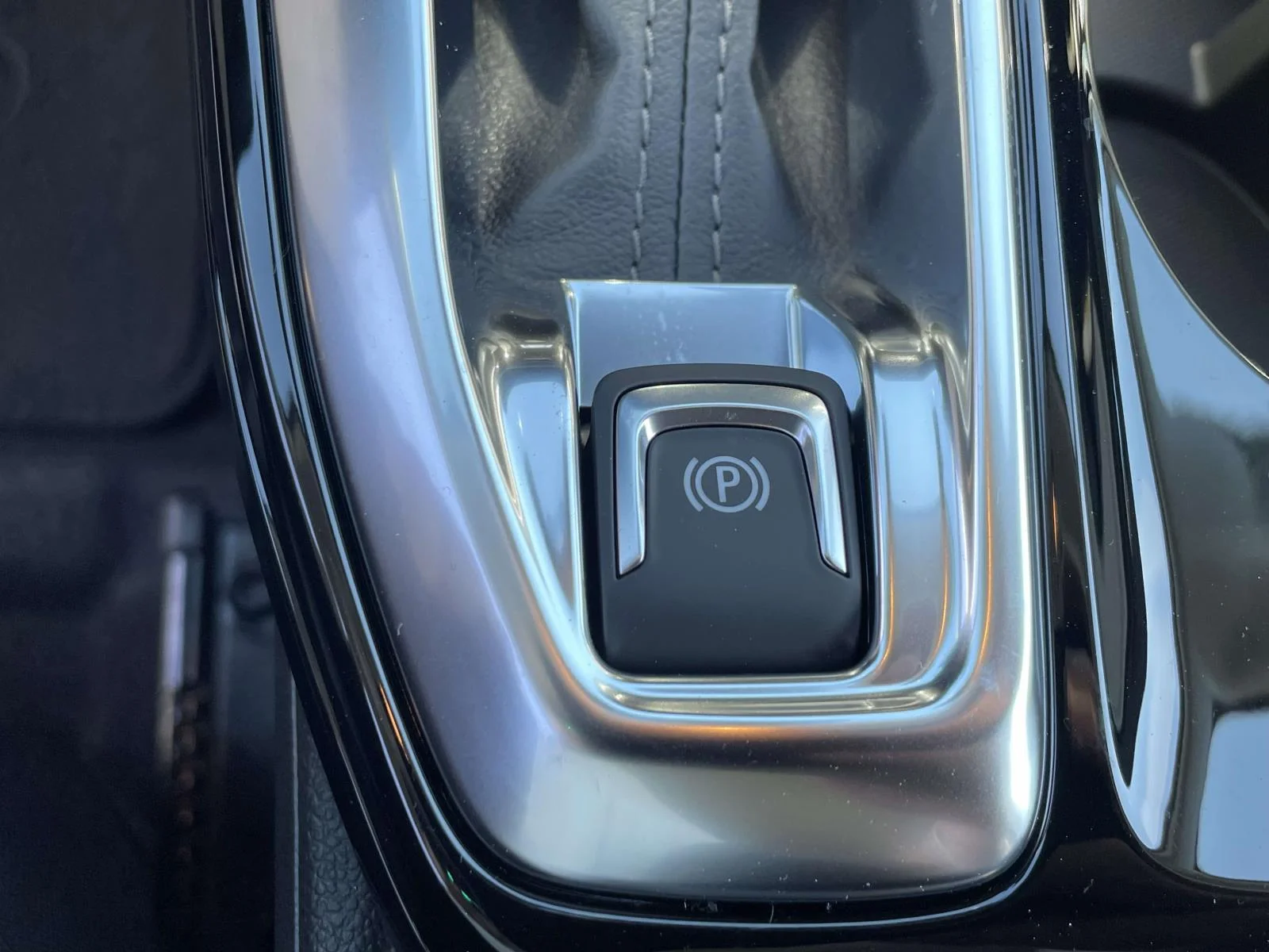 New 2026 Summit White Chevrolet LT image 25