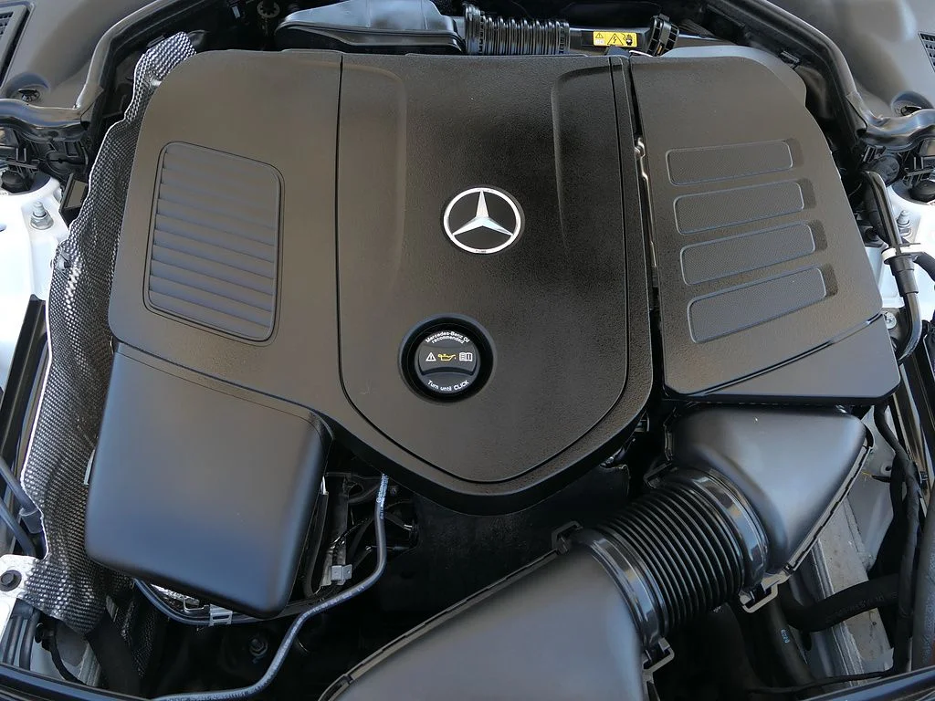 Used 2023 White Mercedes-Benz C 300 image 27