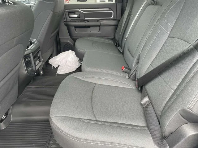 2025 RAM 2500 Big Horn - Photo 11