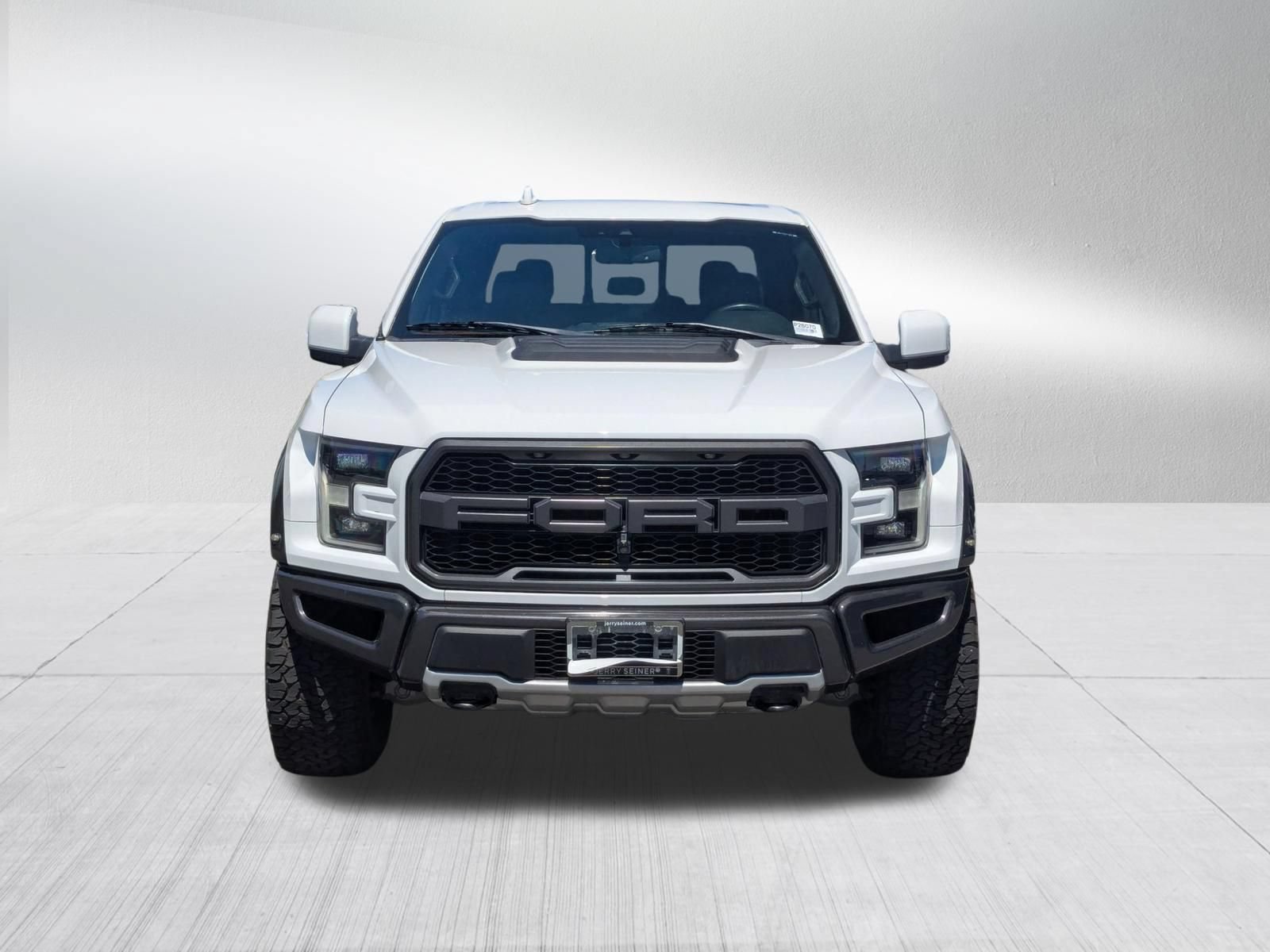 Used 2019 Oxford White Ford Raptor image 8