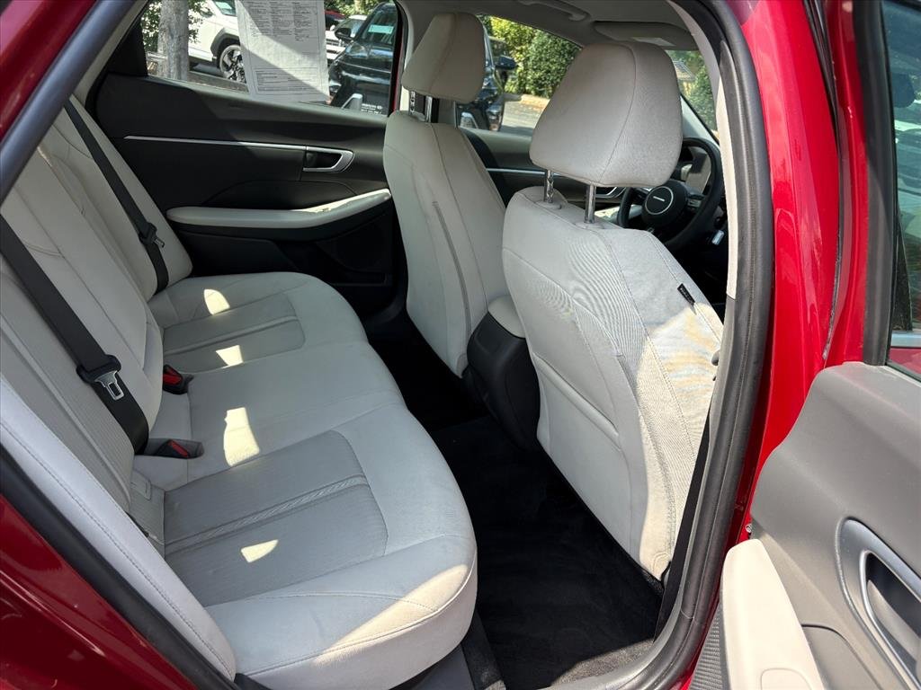 2025 Hyundai Sonata SEL - Photo 18