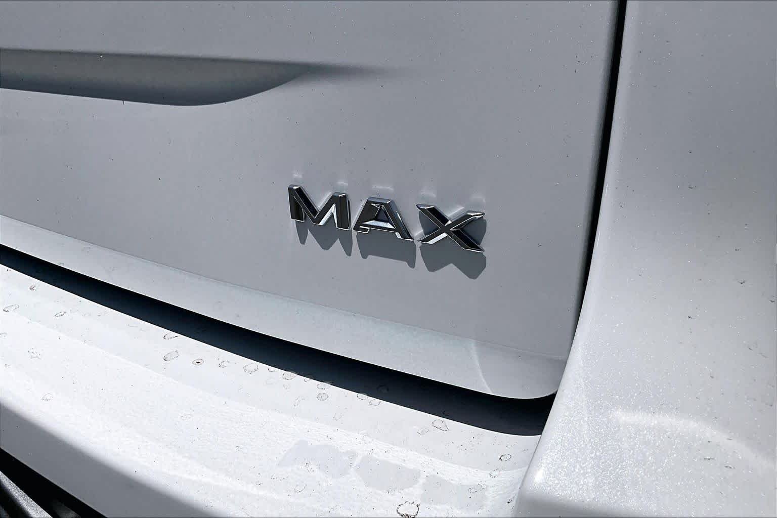 New 2026 Star White Metallic Tri-Coat Ford MAX Platinum® image 15