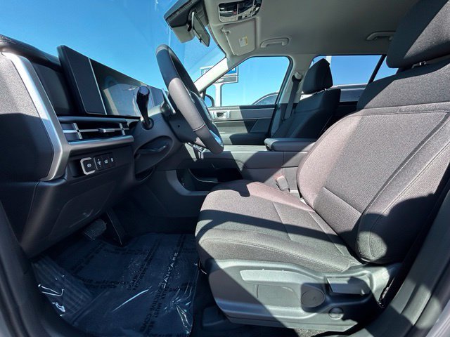 New 2026 Silver Hyundai SE FWD image 13