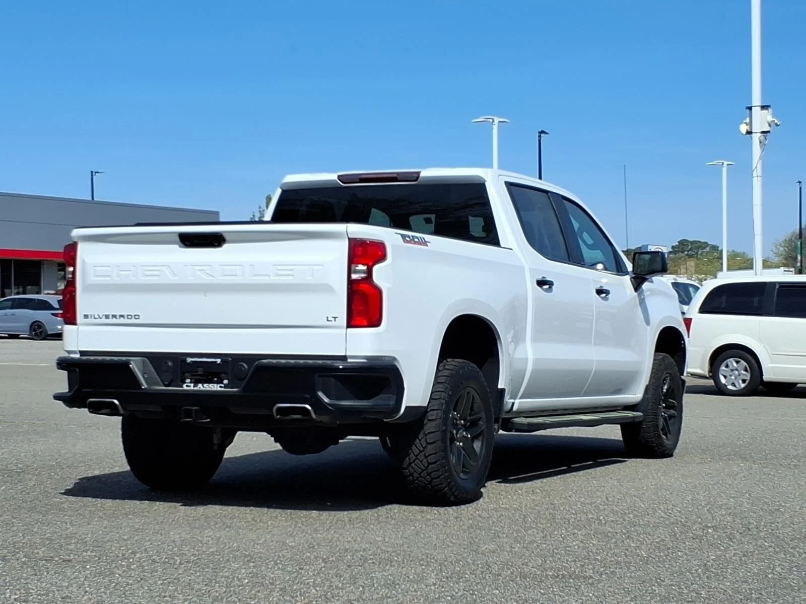 2023 Chevrolet Silverado 1500 LT Trail Boss - Photo 8