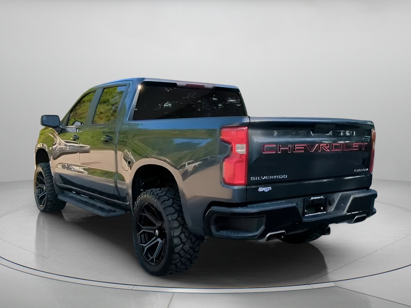 Certified Used 2019 Shadow Gray Metallic Chevrolet Custom Trail Boss Crew Cab Pickup image 20