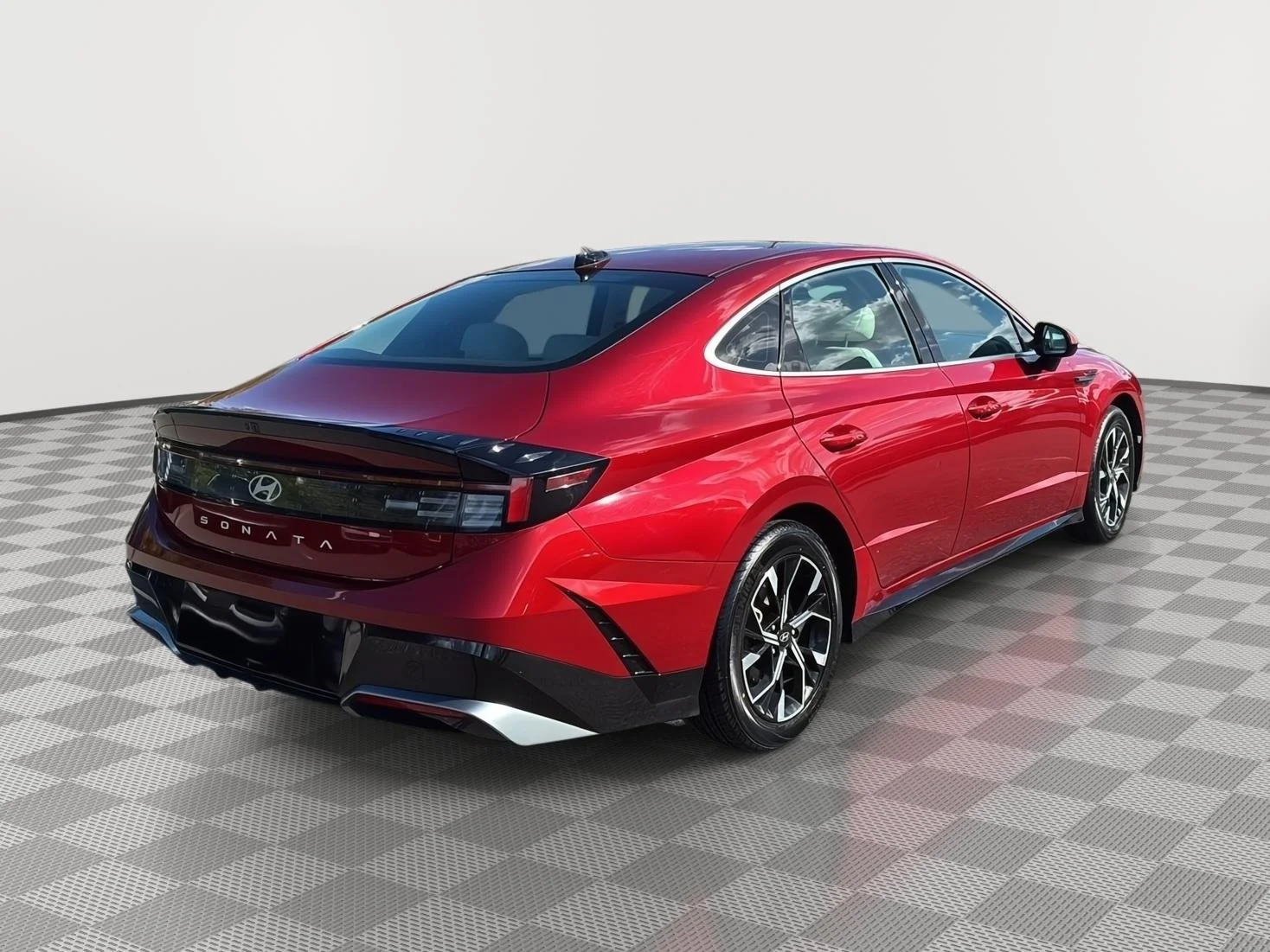 Certified Used 2025 Ultimate red Hyundai SEL image 5