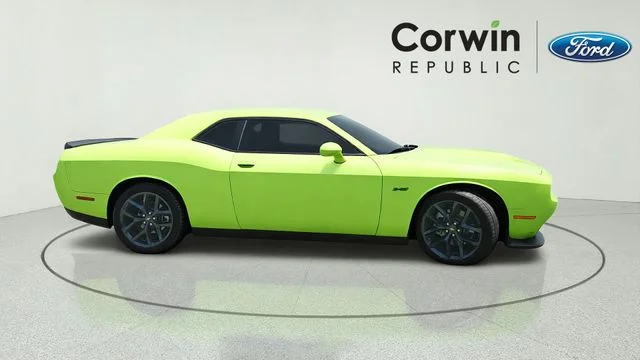 Used 2023 Sublime Clearcoat Metallic Dodge R/T image 7