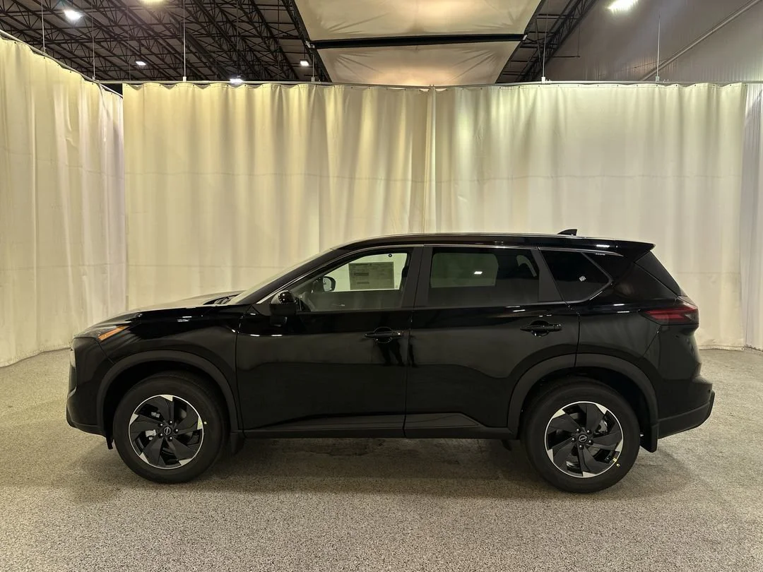 2026 Nissan Rogue SV - Photo 6