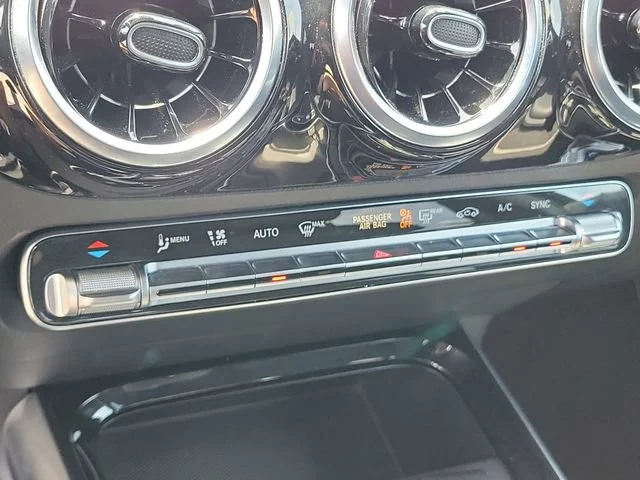 2025 Mercedes-Benz GLA GLA250 - Photo 29