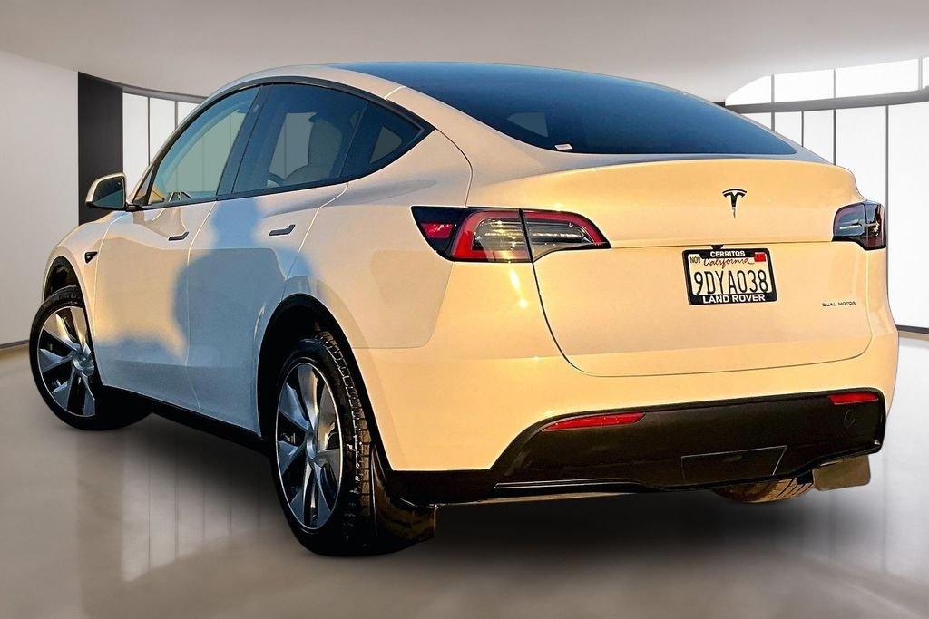 Used 2023 Pearl White Multi-Coat Tesla Long Range image 4