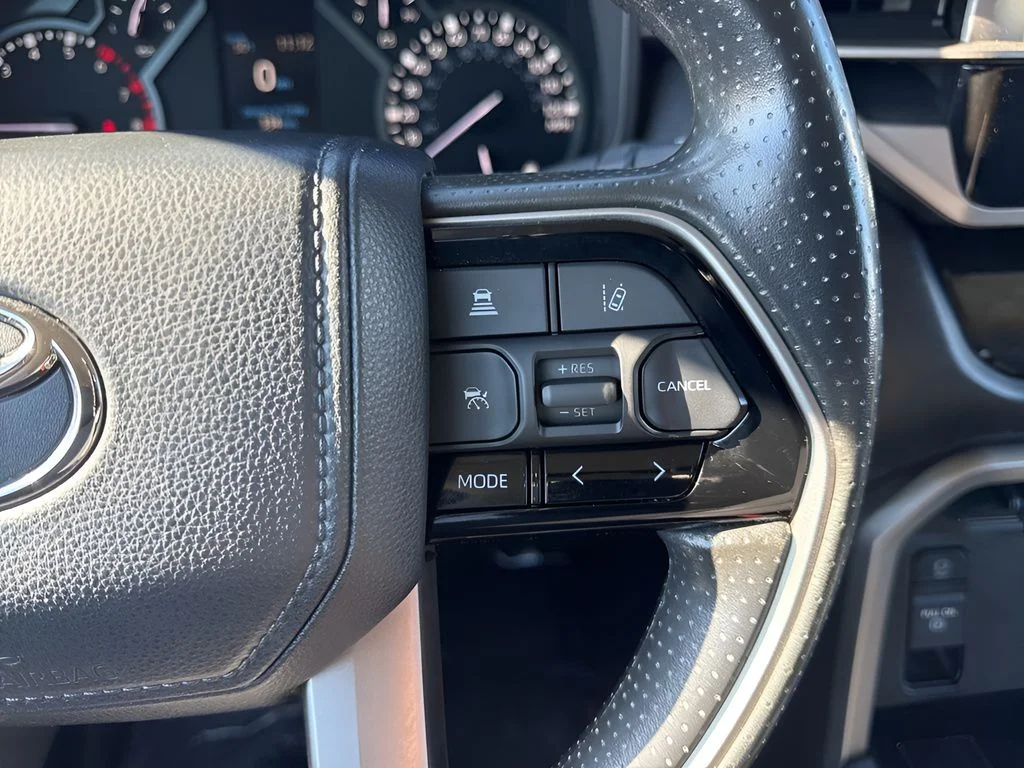 Used 2023 White Toyota SR5 image 14