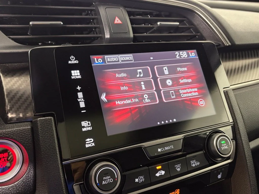 Used 2018 White Honda Si image 26