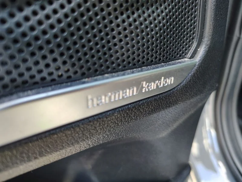 Used 2022 Gray Hyundai Limited image 17