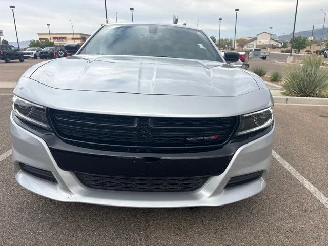 Used 2023 Silver Dodge SXT image 5