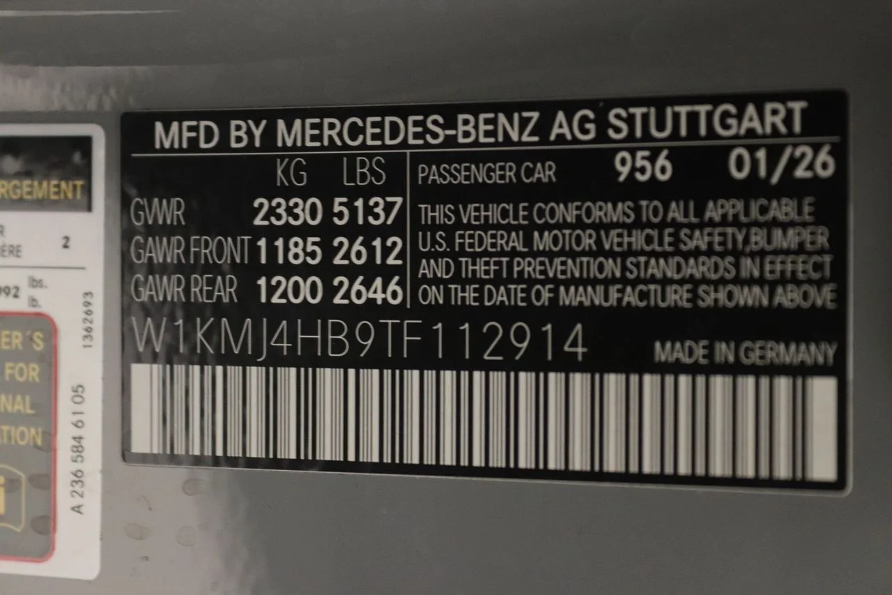 New 2026 MANUFAKTUR Alpine Grey Mercedes-Benz CLE 300 4MATIC® image 11