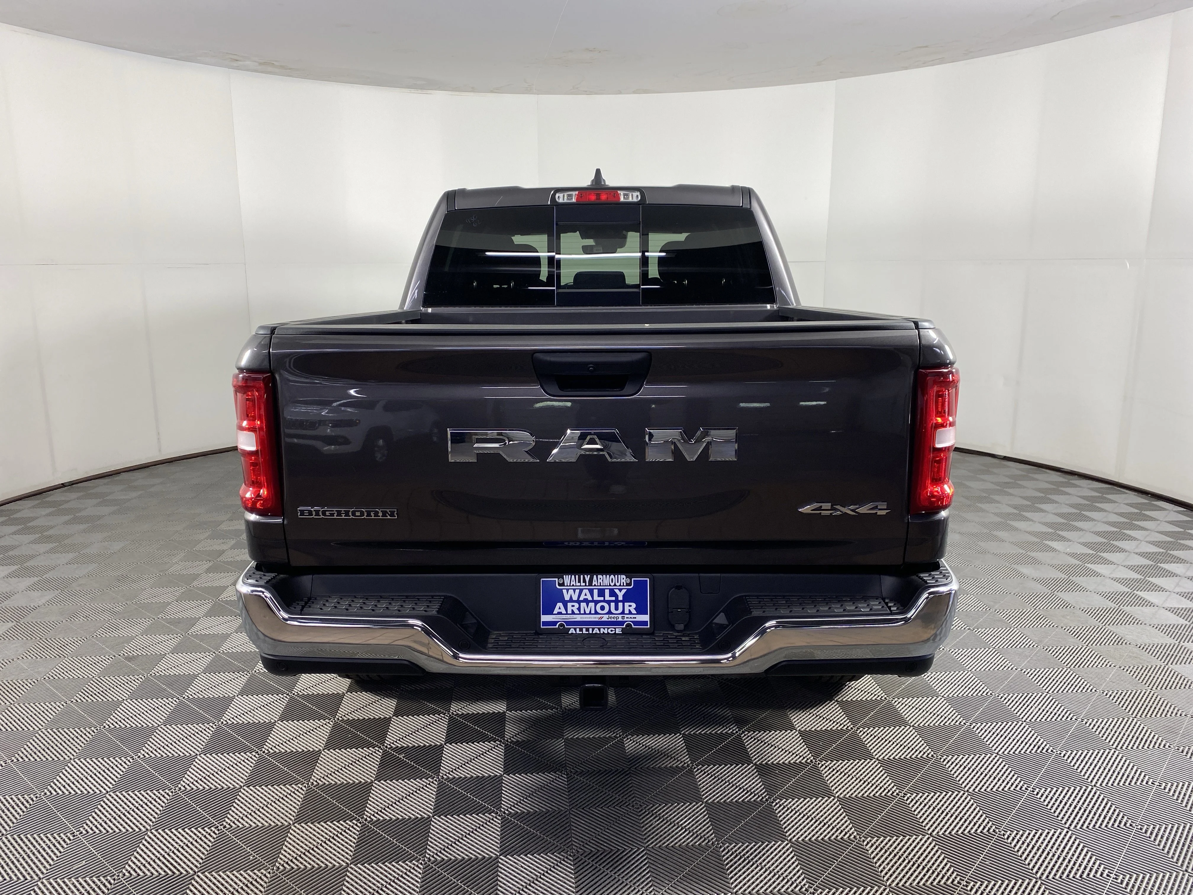 New 2026 Granite Crystal Metallic Clear-Coat Exterior Paint RAM Big Horn/Lone Star image 7