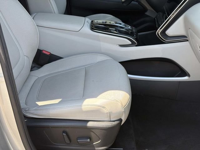 Certified Used 2024 Shimmering Silver Hyundai Limited image 10