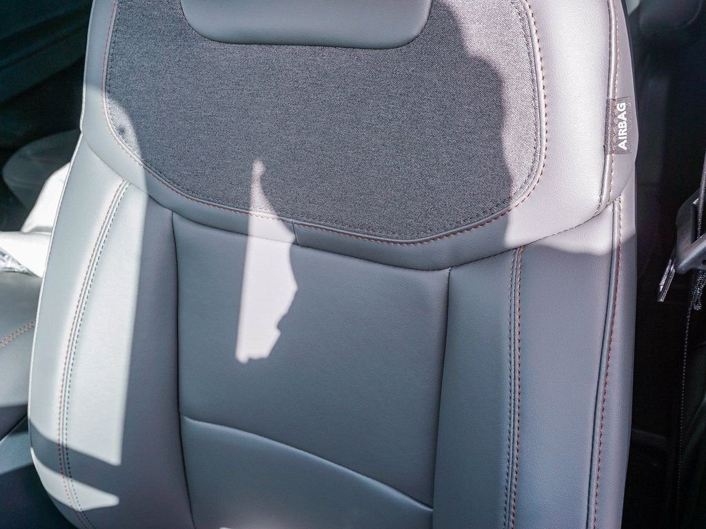 New 2026 Carbonized Gray Metallic Ford Active image 20