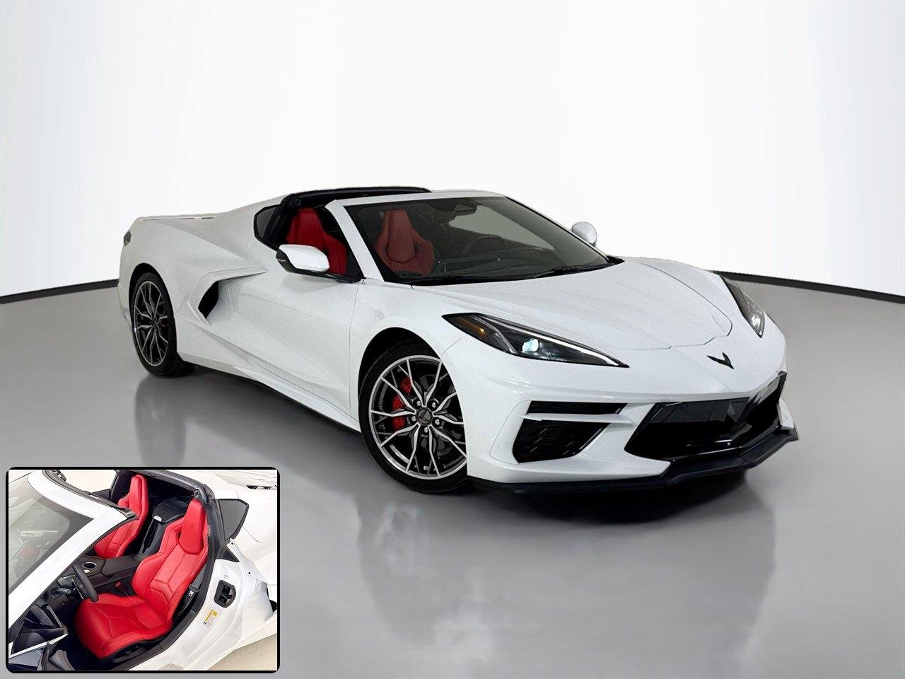 Used 2026 Arctic White Chevrolet 1LT | Performance Exhaust | Paint Matched Accents image 2