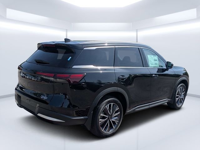 New 2027 MINERAL BLACK INFINITI Luxe FWD image 3