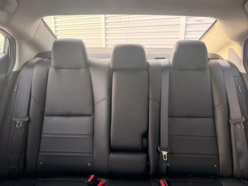 New 2025 Atlantic Gray Metallic Nissan SR image 15