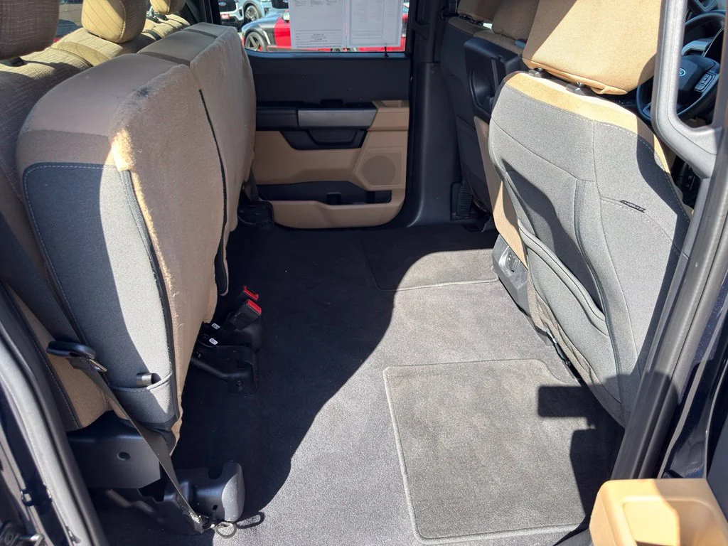 Used 2023 Blue Ford XLT image 29