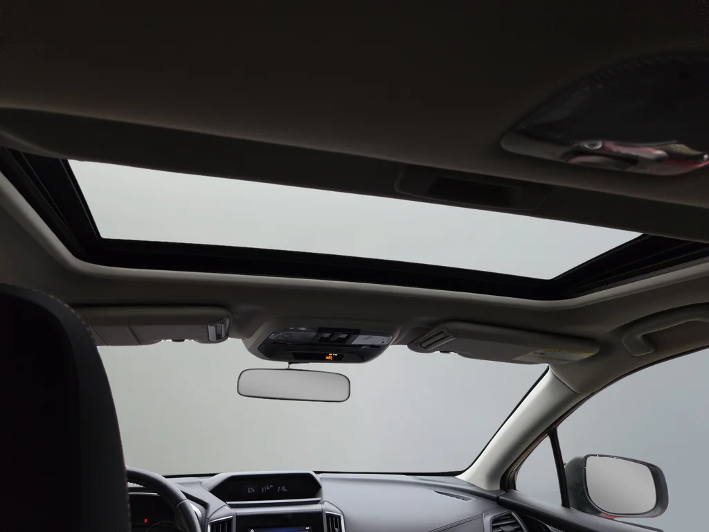 Used 2019 Silver Subaru 2.0i Premium image 16