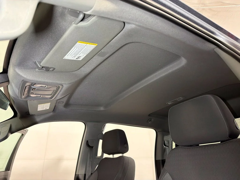 Used 2022  Chevrolet RST image 19