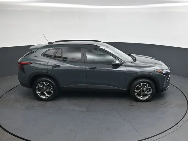 Used 2025 Gray Chevrolet LT image 23