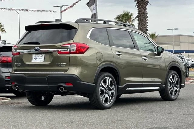 New 2026 AUTUMN GREEN METALLIC Subaru Touring 7-Passenger image 4