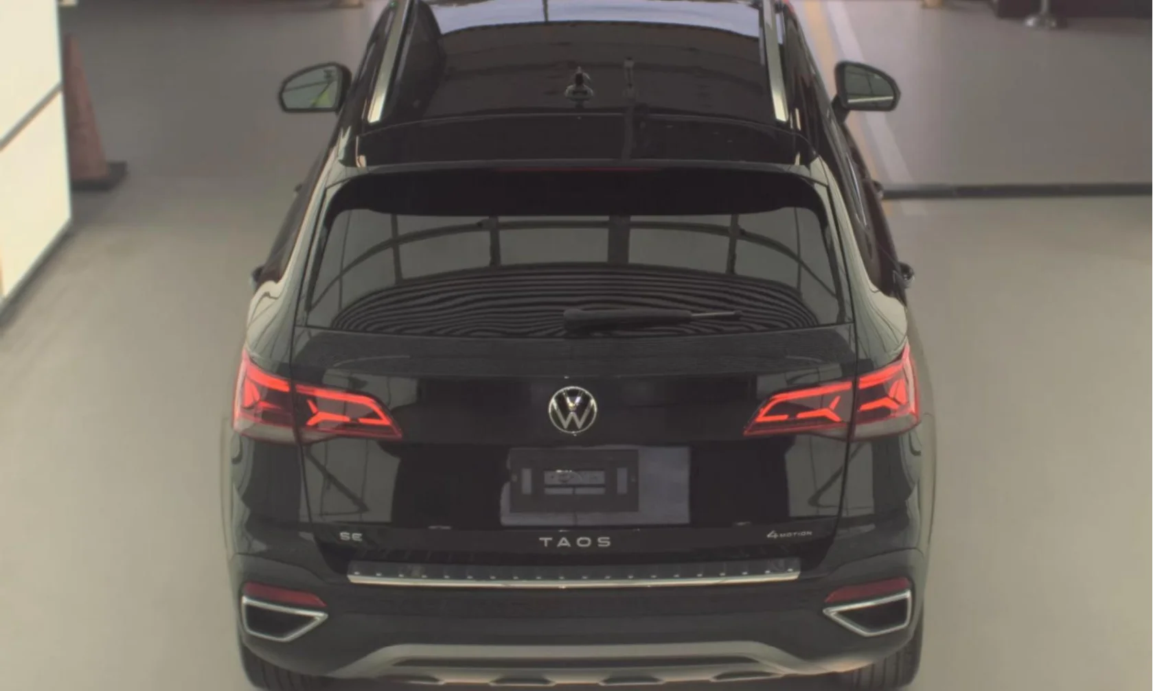 Certified Used 2023 Deep Black Volkswagen 1.5T SE image 3