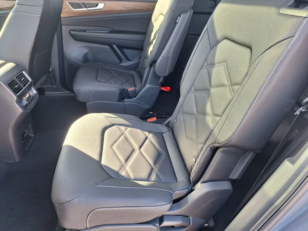 New 2026 Gray Volkswagen SE w/Technology image 24