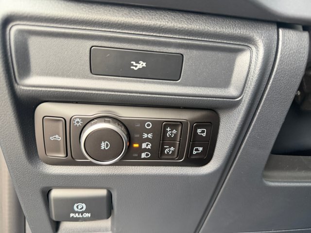 New 2026 Carbonized Gray Metallic Ford XLT image 26