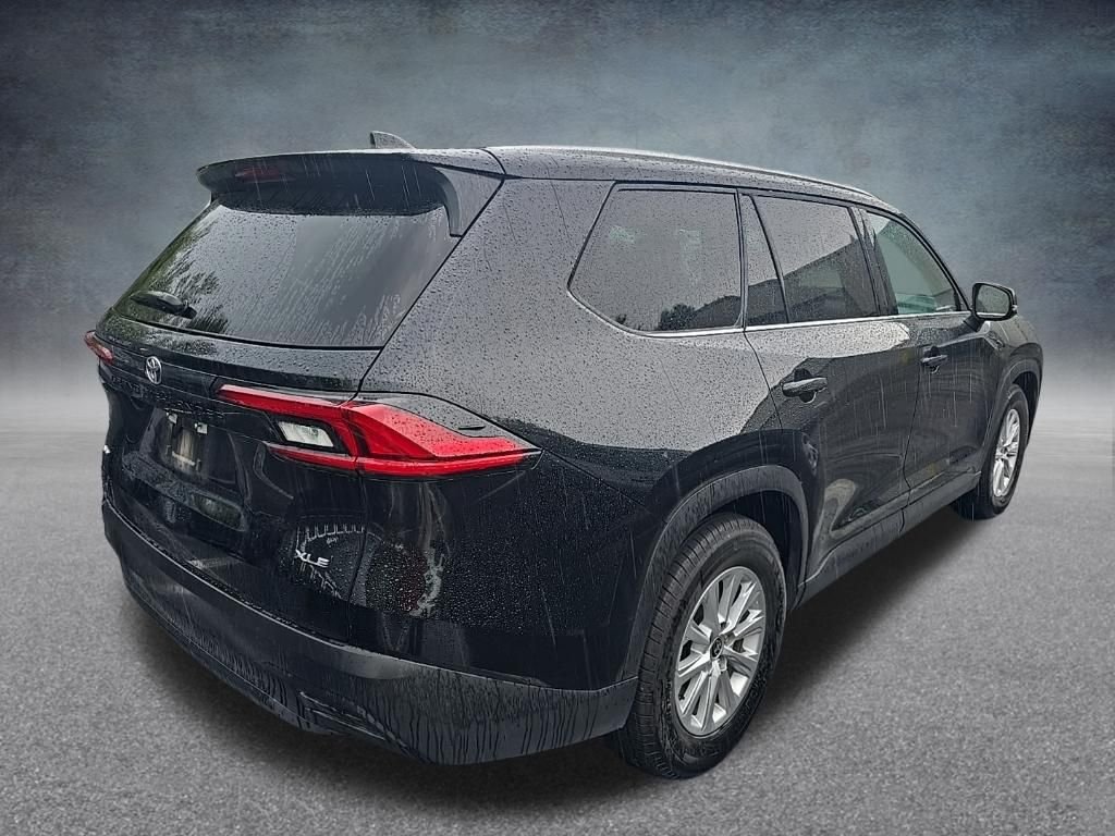 Used 2026 Midnight Black Metallic Toyota XLE image 7