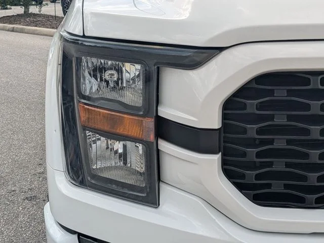 Used 2023 Oxford White Ford XL image 9