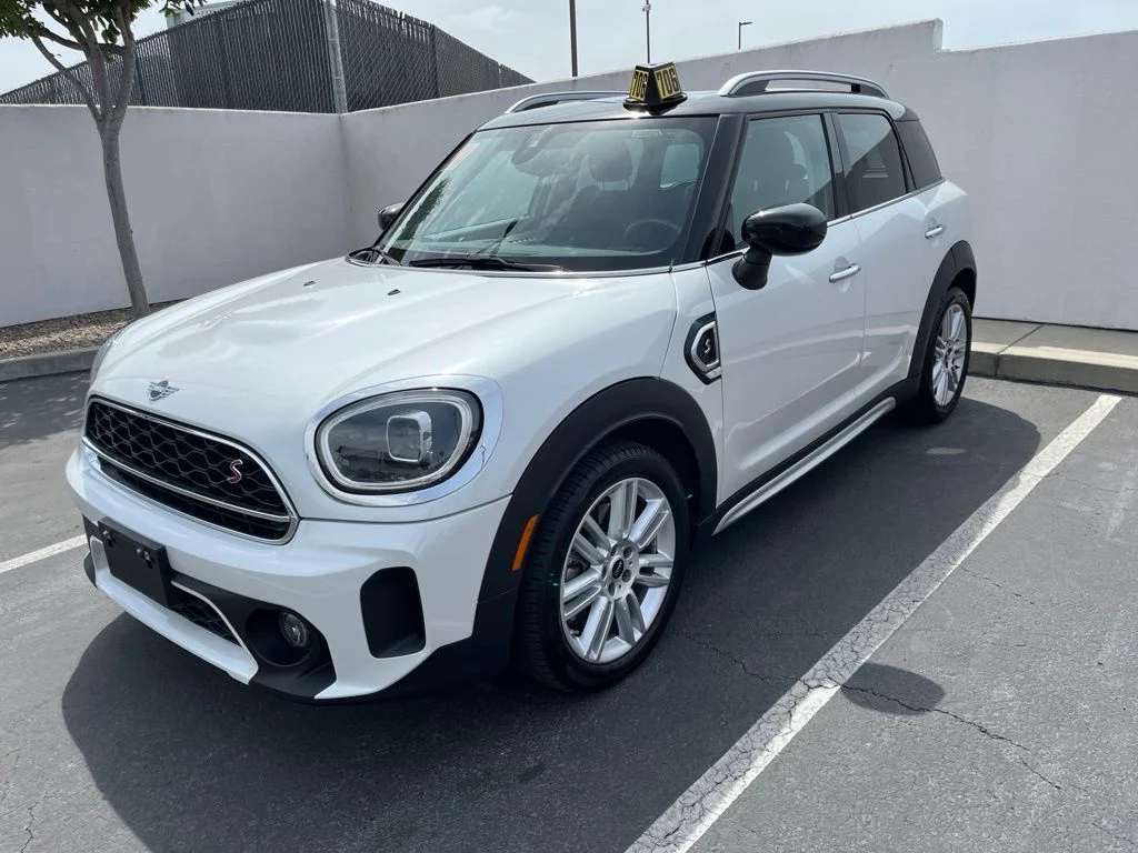 Used 2024 White Metallic MINI  image 2