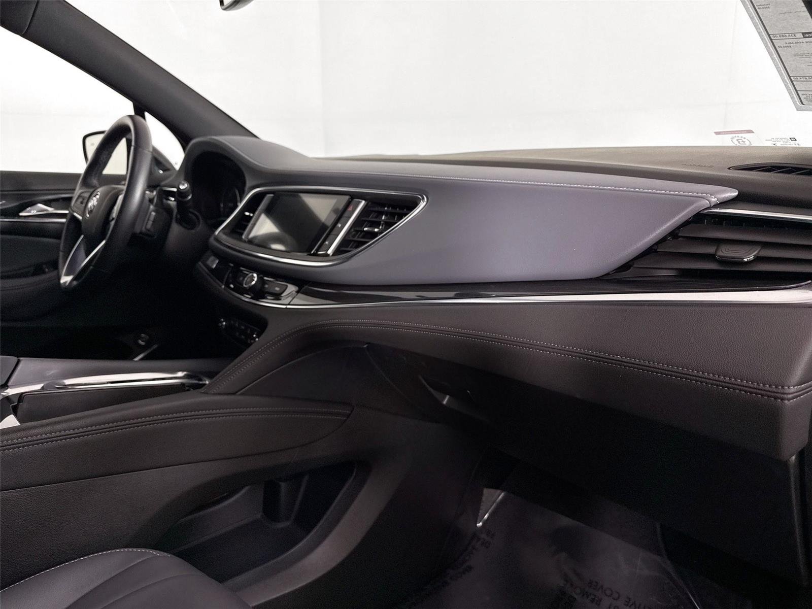 2024 Buick Enclave Essence - Photo 42
