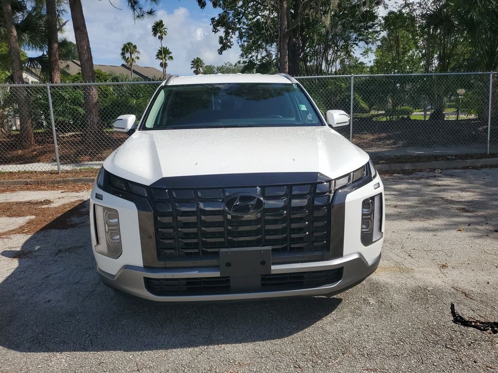 Used 2023 White Hyundai SEL image 3