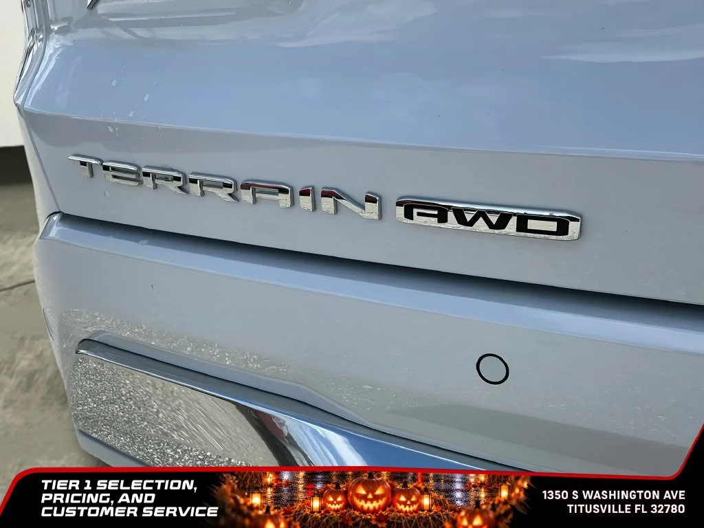 New 2026 Glacier White Tricoat GMC Denali image 17