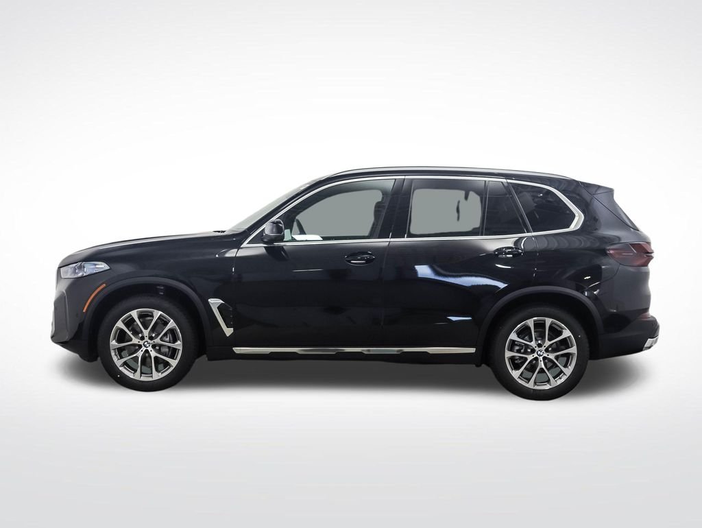 Used 2026 Black Sapphire Metallic BMW xDrive40i image 3